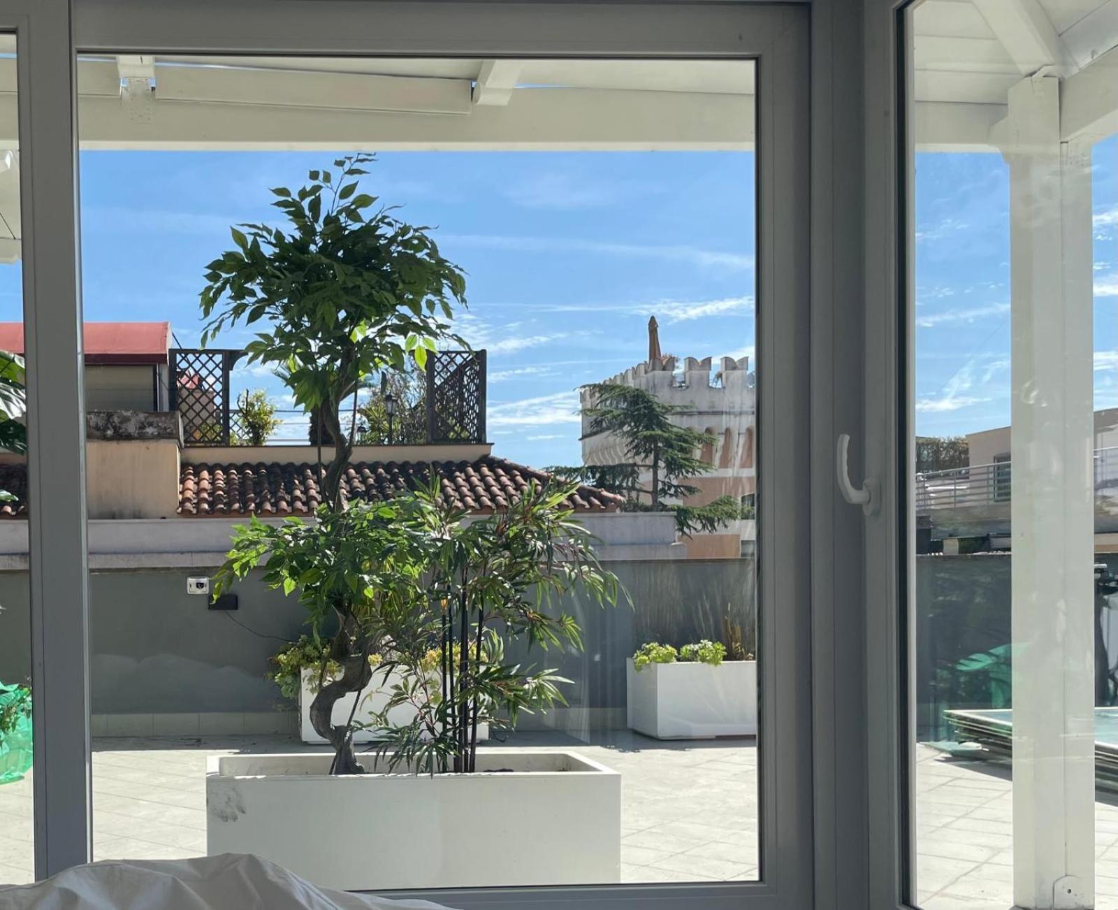 דירות רומא Caesars Penthouse מראה חיצוני תמונה